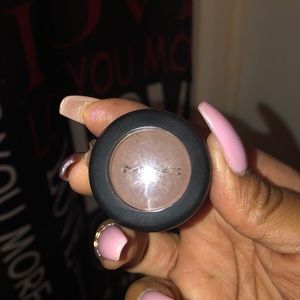 Mac eyeshadow